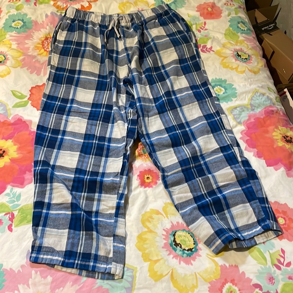Men’s blue flannel plaid pajama bottoms